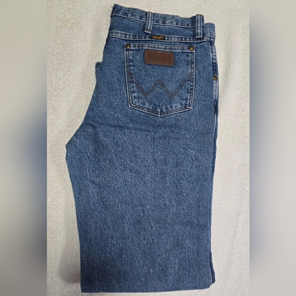 Wrangler Other - Wrangler Men's Classic Blue Jeans